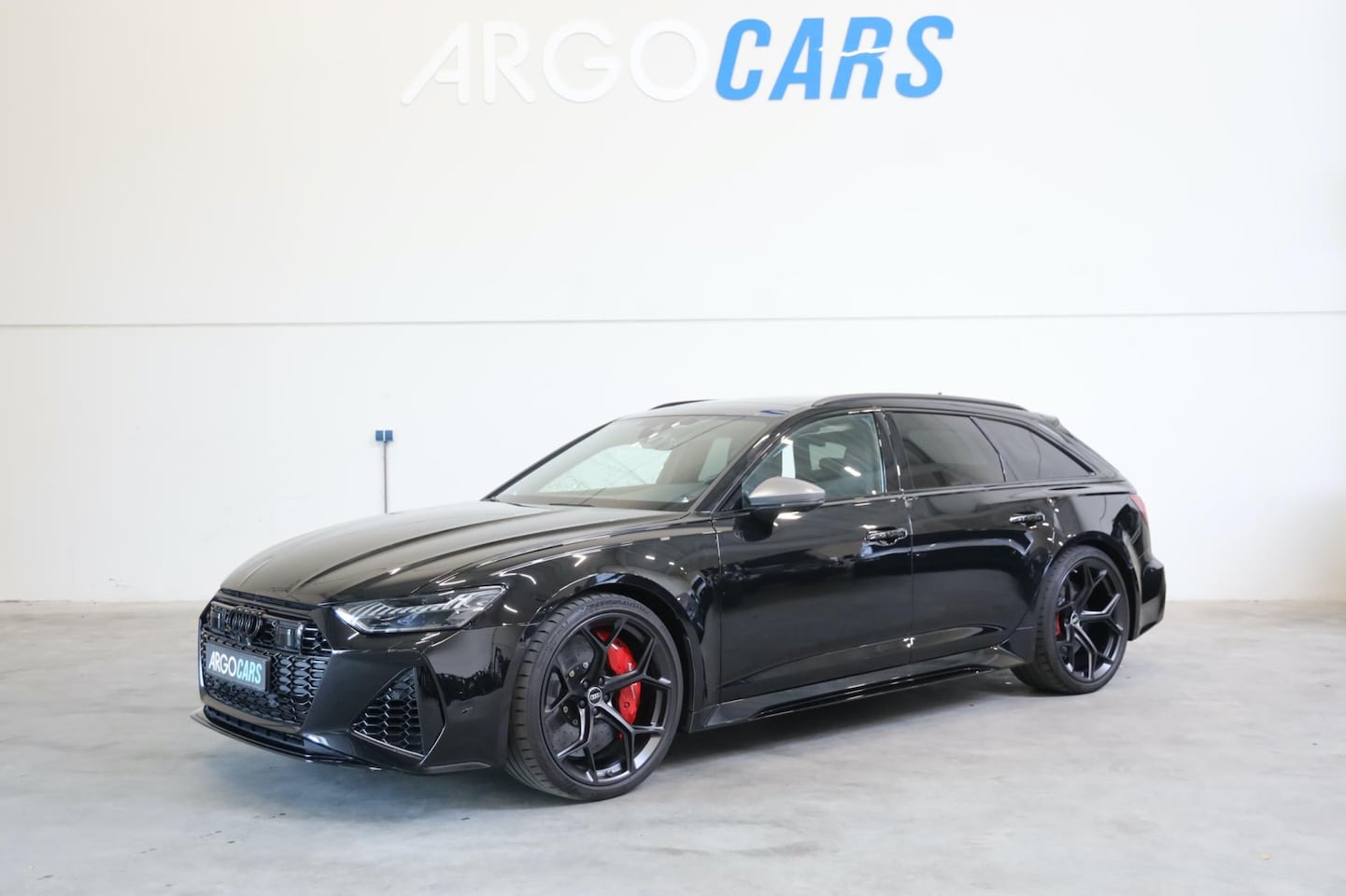 Audi A6 Avant - RS6 TFSI 630PK PERFORMANCE 2024 QUATTRO LASER B&O PANO FULL OPTIONS BTW AUTO INRUIL MOGELI - AutoWereld.nl