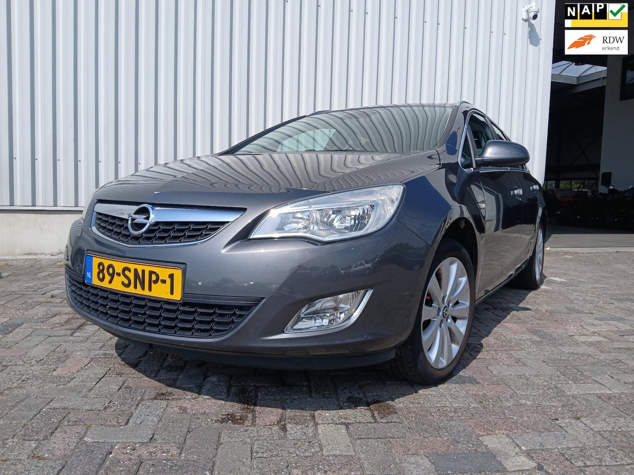 Opel Astra Sports Tourer - 1.4 Cosmo - Airco - Leer - Motor Defect - AutoWereld.nl