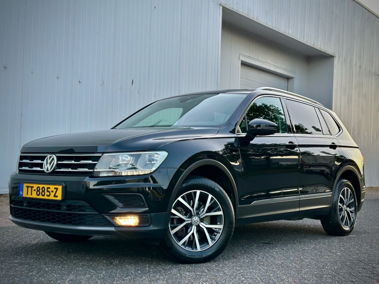 Volkswagen Tiguan Allspace - 1.4 TSI 7 PERS AUT|NAVI|ACC|LANEASS|CARPLAY|THAAK - AutoWereld.nl