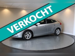 Volvo V40 - 1.6 T2 Momentum *2de eigenaar/Dealer OH* Trekhaak|Cruise|Navi