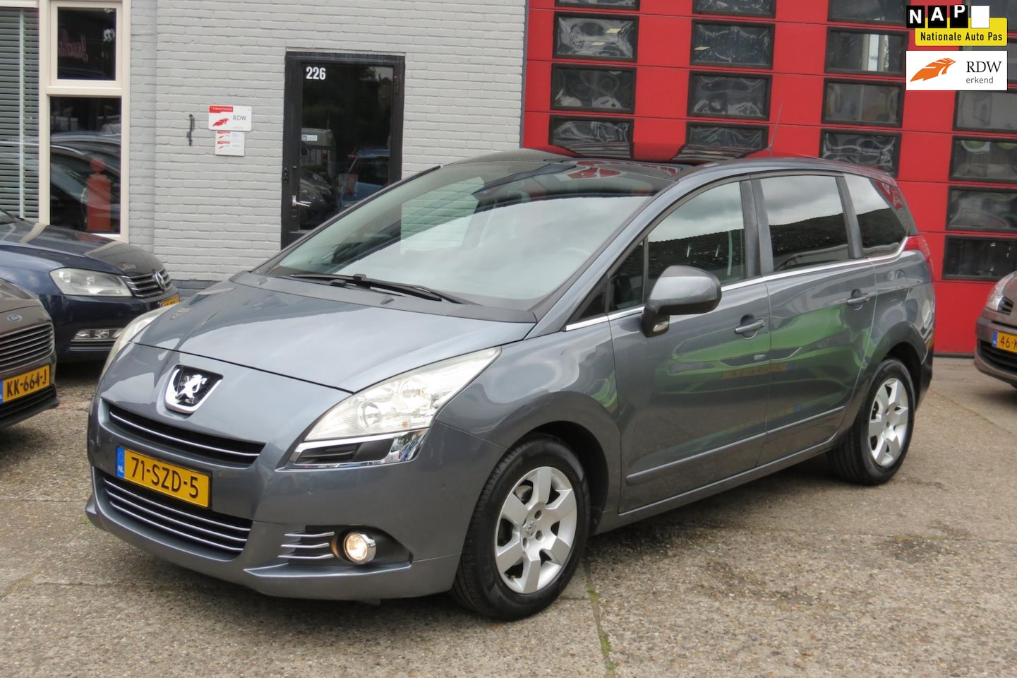 Peugeot 5008 - 1.6 VTi 7p.Navi , Airco Pano , PDC , Ttrekhaak - AutoWereld.nl
