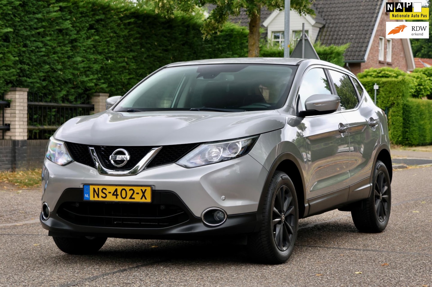 Nissan Qashqai - 1.2 Acenta | NAVI | CLIMA | CRUISE | CAMERA | MOOIE GOED ONDERHOUDEN AUTO | - AutoWereld.nl