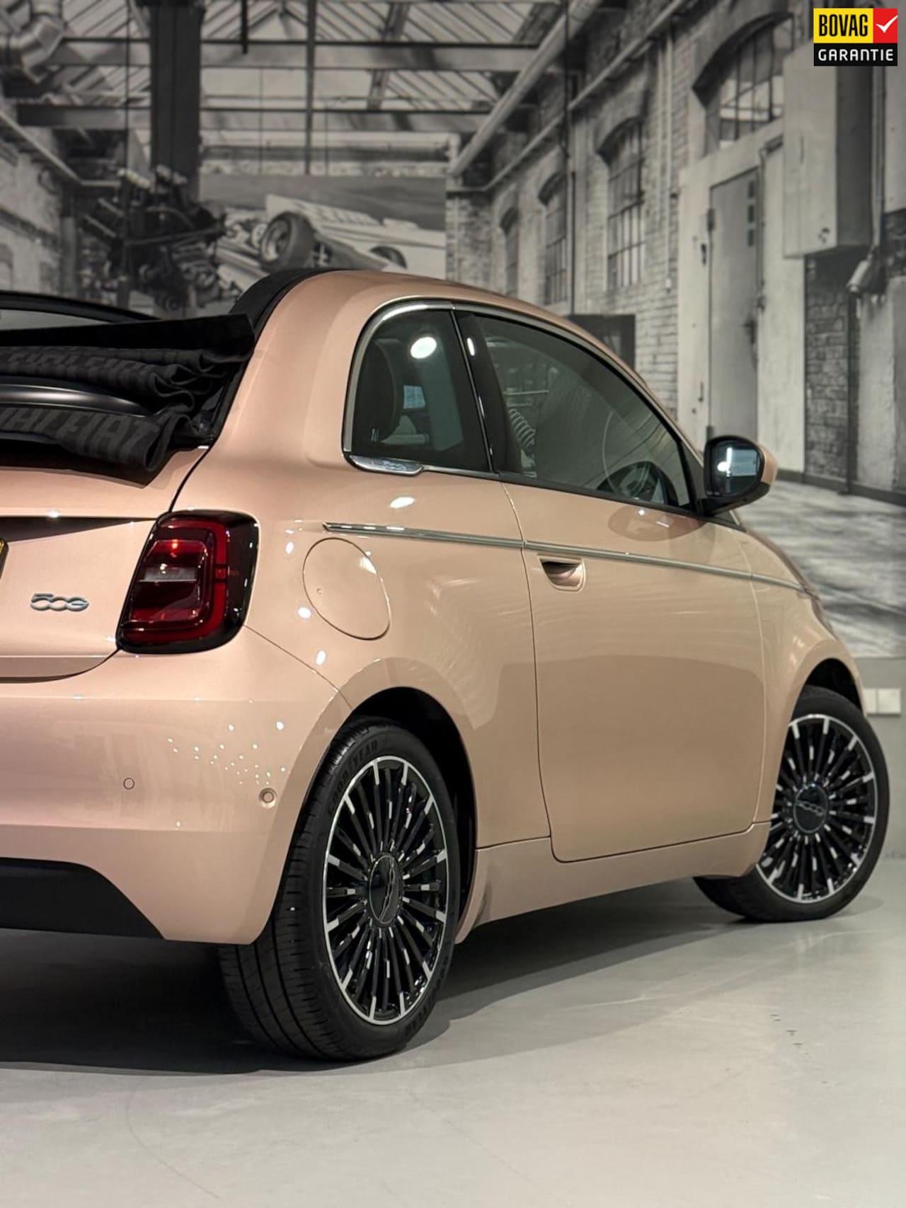 Fiat 500 C - La Prima 42 kWh By Bocelli - AutoWereld.nl