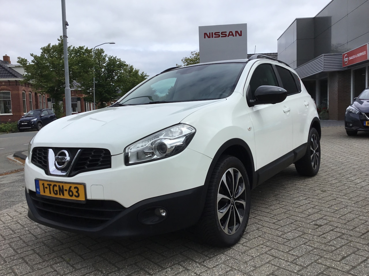 Nissan Qashqai - 1.6i 16v Tekna 360 - AutoWereld.nl