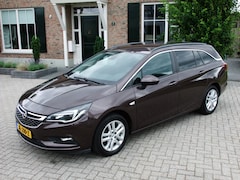 Opel Astra Sports Tourer - 1.0 Business+ , Pdc V+A , Navi , Blue-tooth , Trekhaak , Carplay enz