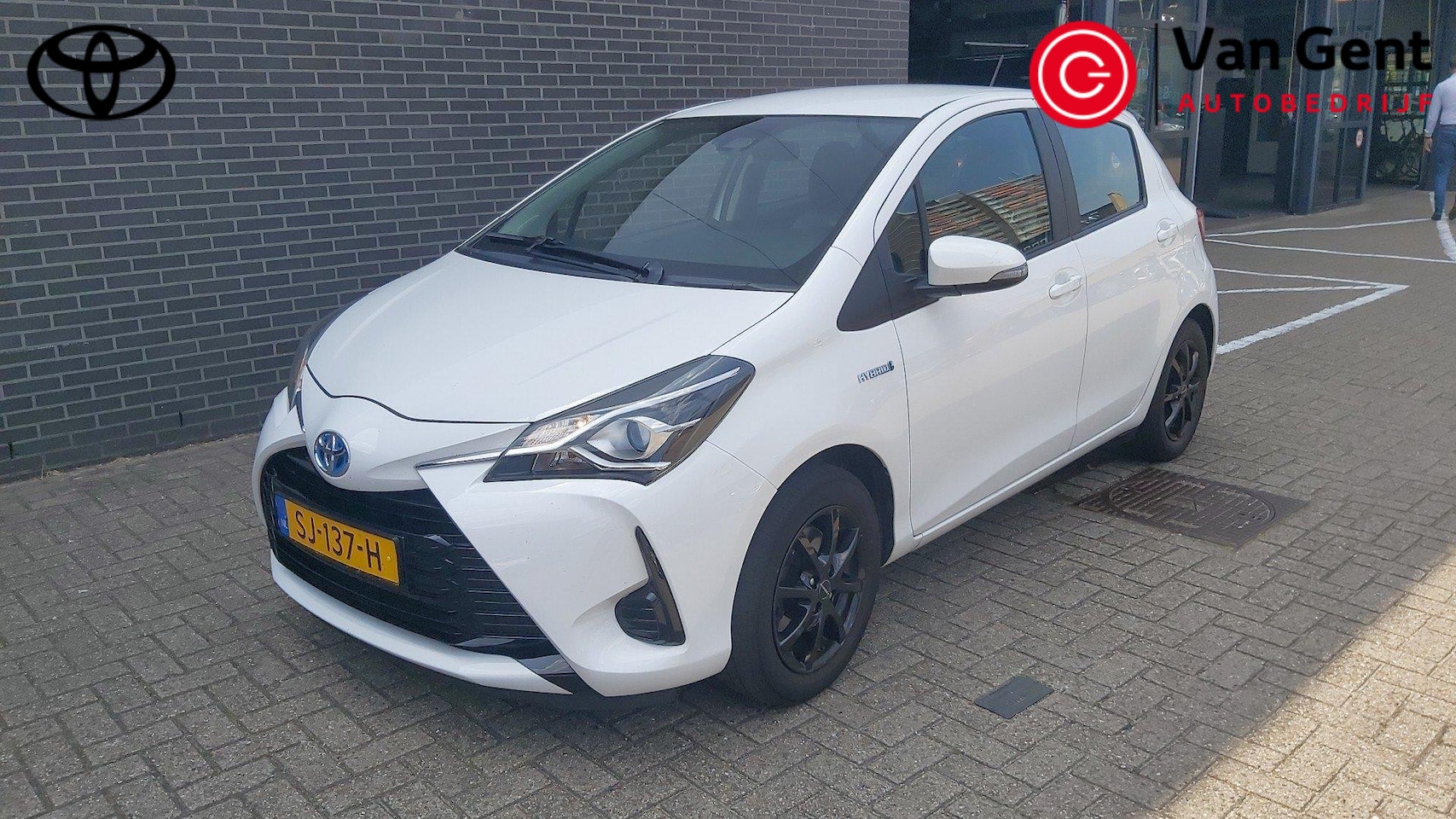 Toyota Yaris - 1.5 Hybrid Aspiration 1.5 Hybrid Aspiration - AutoWereld.nl