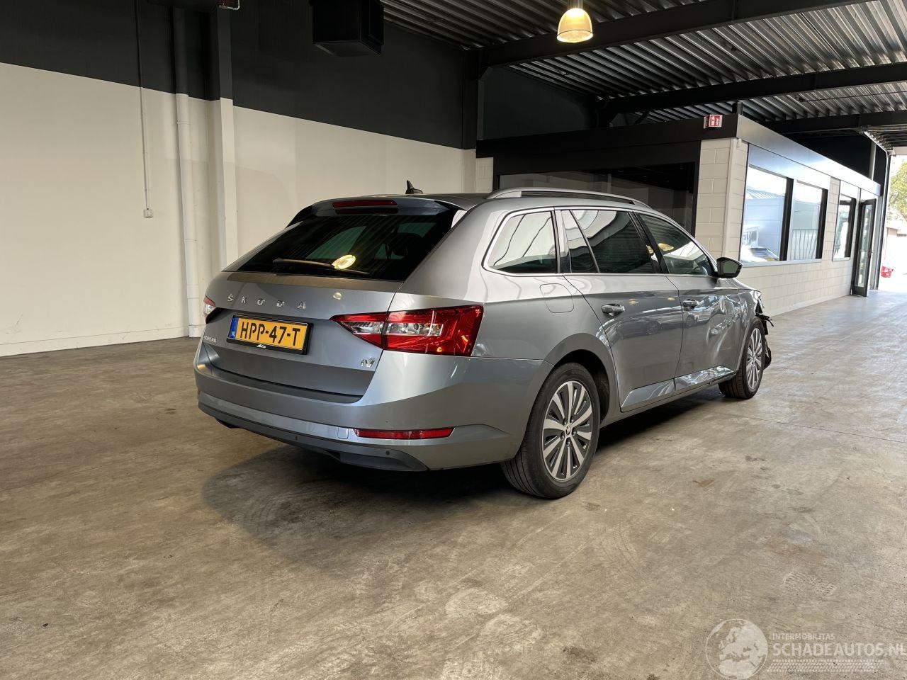 Skoda Superb - 1.4 TSI iV Sportline Business BTW