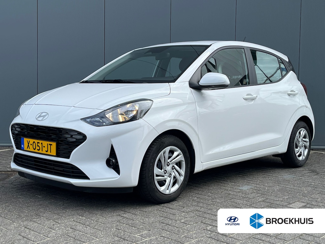 Hyundai i10 - 1.0 66pk Comfort | LED | Airco | Carplay | Navigatie | Bluetooth | Cruisecontrol | 1e Eige - AutoWereld.nl