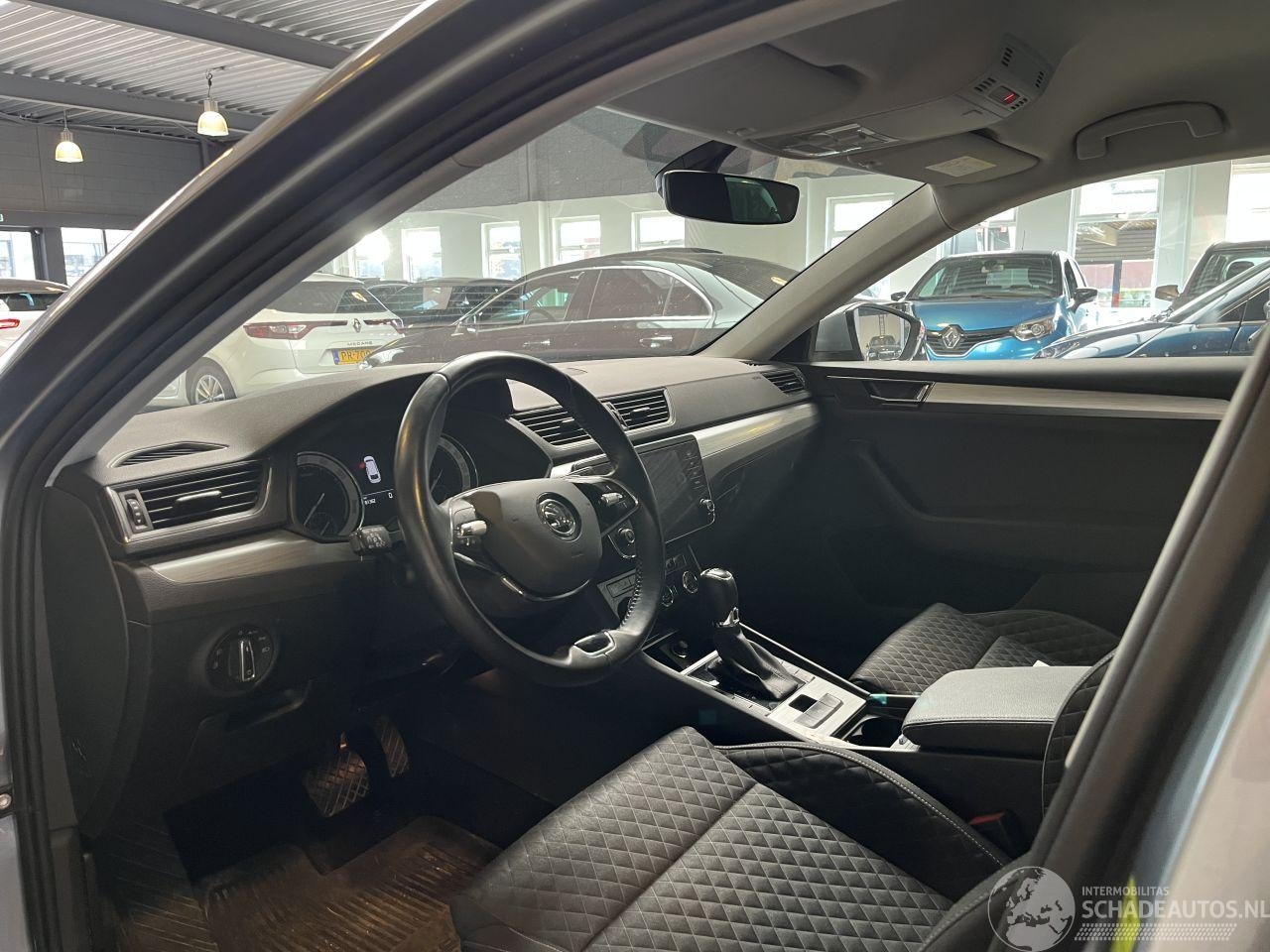 Skoda Superb - 1.4 TSI iV Sportline Business BTW!