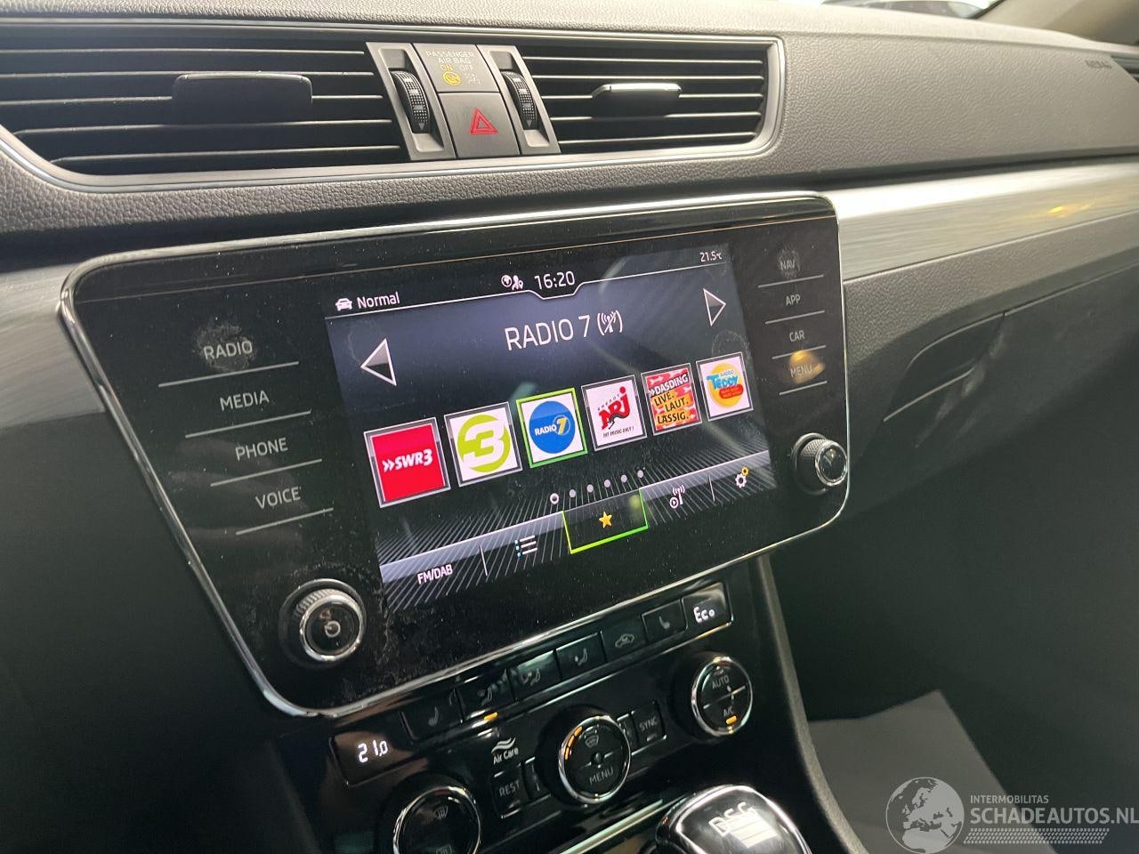 Skoda Superb - 1.4 TSI iV Sportline Business BTW!