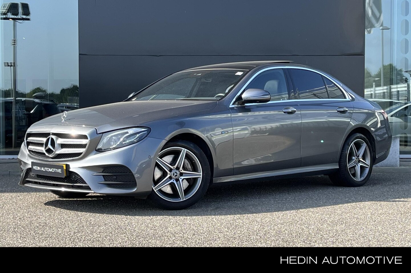 Mercedes-Benz E-klasse - E 300de Limousine Automaat AMG Line | Premium Plus Pakket | Parkeerpakket met 360°-camera - AutoWereld.nl