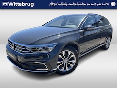 Volkswagen Passat Variant - 1.4 TSI 218pk PHEV GTE DSG Automaat Panoramadak / Leder / LED / Digitaal dashboard / Navig