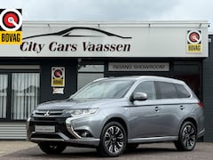 Mitsubishi Outlander - 2.0 PHEV S-Edition 4wd plug in hybride automaat apple carplay schuif-kanteldak camera clim