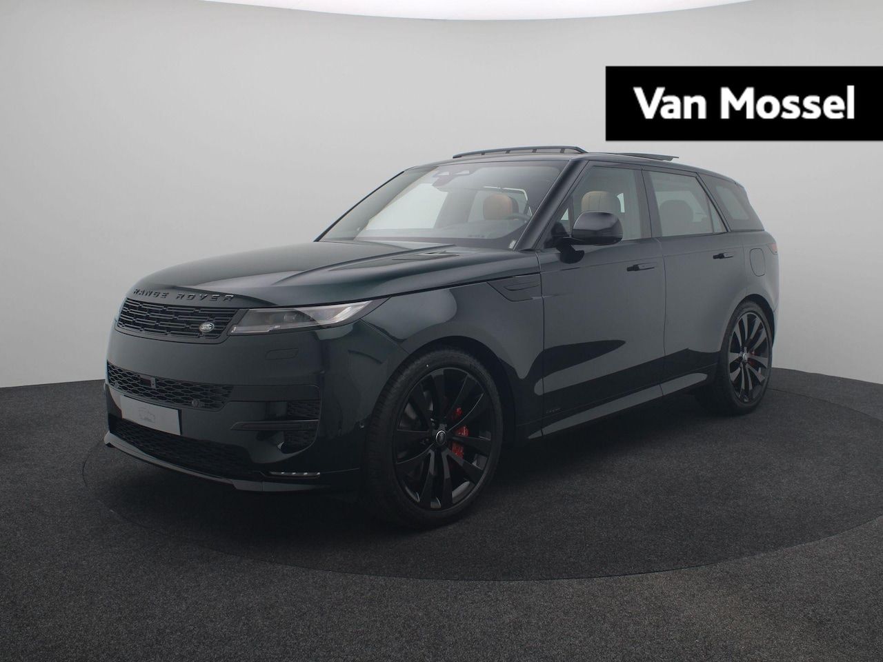 Land Rover Range Rover Sport - 3.0 P550e Autobiography PHEV | 23'' wielen | Elek. Trekhaak | ACC | British Racing Green | - AutoWereld.nl