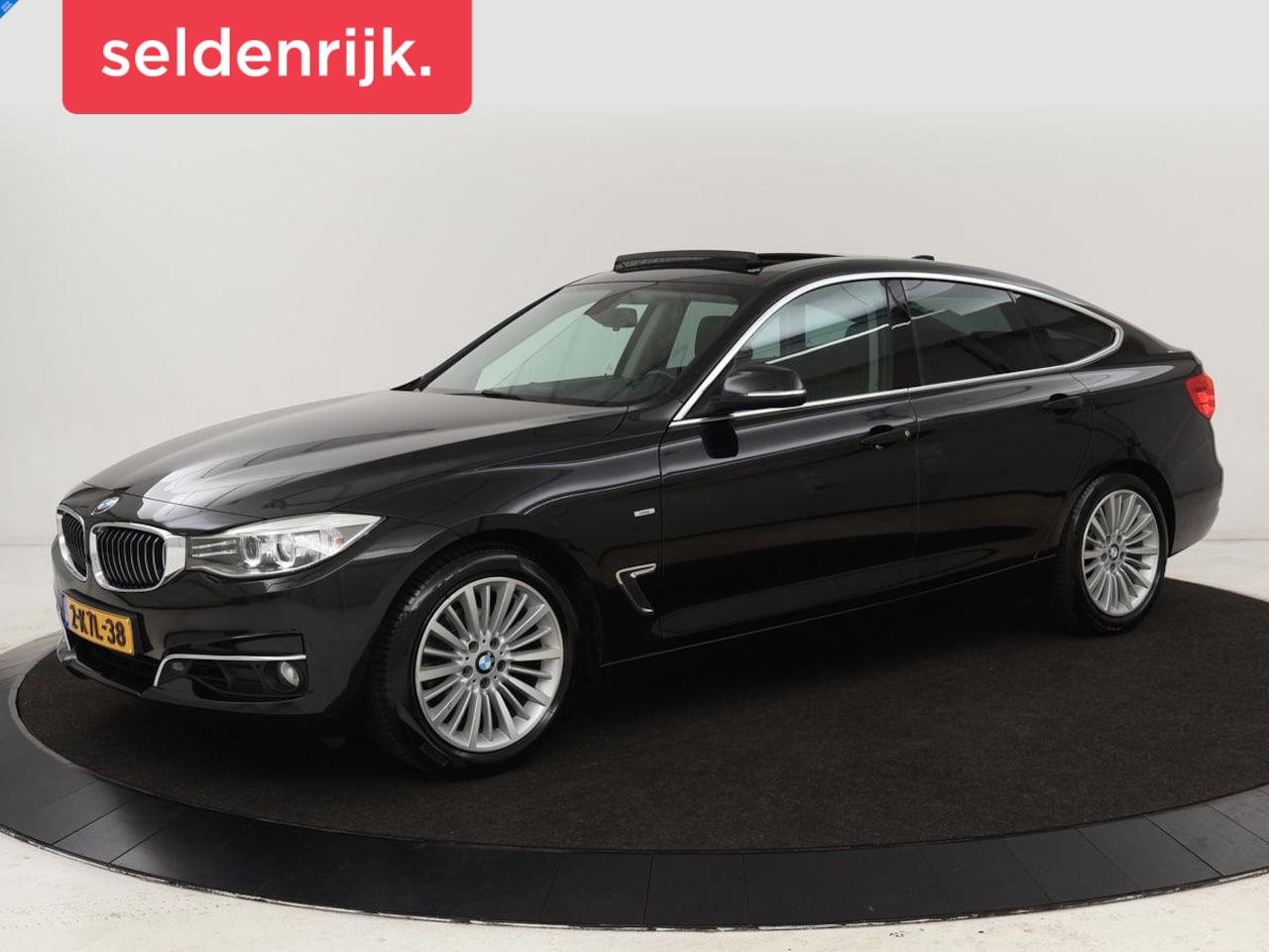 BMW 3-serie Gran Turismo - 320i High Executive | Panoramadak | Leder | Stoelverwarming | Trekhaak | Navigatie | Xenon - AutoWereld.nl