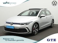 Volkswagen Golf - GTE 1.4 eHybrid 245 pk DSG | IQ Light | Panoramadak | Trekhaak | Stuur-/stoelverwarming |
