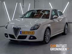 Alfa Romeo Giulietta - 2.0 JTDm Distinctive | AIRCO | NW APK | 170PK