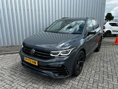 Volkswagen Tiguan - 1.5 TSI DSG-7 R-Line Business+ l R-Line l Dodehoekdetectie | Head up display | Keyless | S