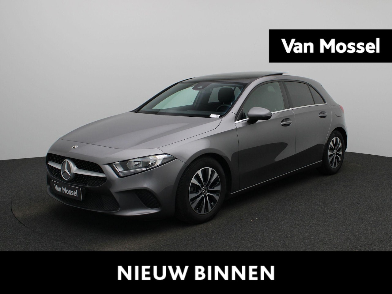 Mercedes-Benz A-klasse - 200 Advantage | PANORAMADAK | ACHTERUITRIJCAMERA | CRUISE CONTROL | CLIMATE CONTROL | - AutoWereld.nl
