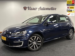 Volkswagen e-Golf - E-Golf*Nationale Auto Pas*NAP*Stoelverwarming*Camera*Xenon*PDC*Cruise-Control