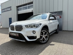 BMW X1 - SDrive20i Executive / Navi / Cruise / Leder / PDC / Clima / LMV