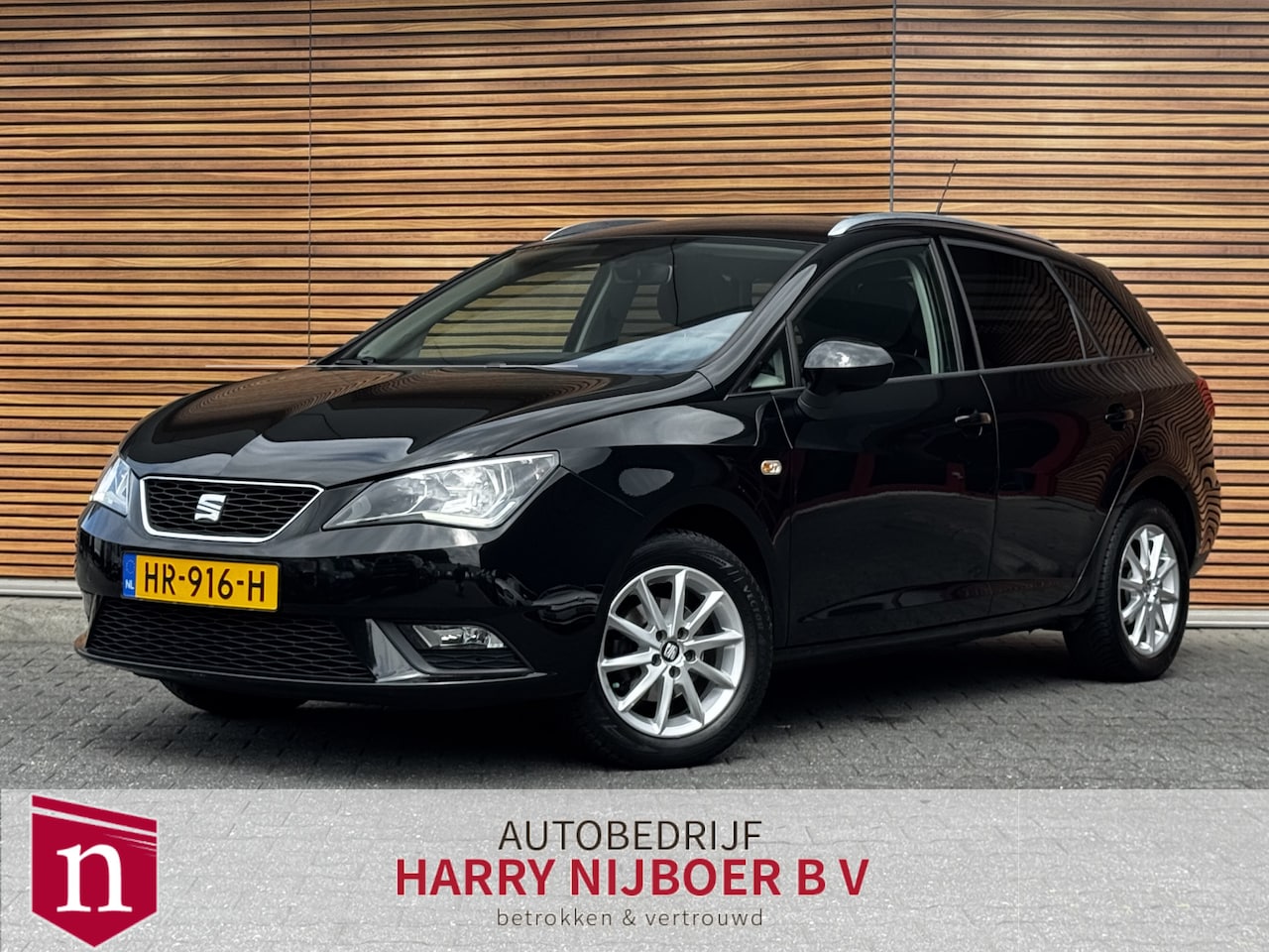 SEAT Ibiza ST - 1.0 EcoTSI Style Connect Navigatie / Parkeerhulp / Trekhaak - AutoWereld.nl