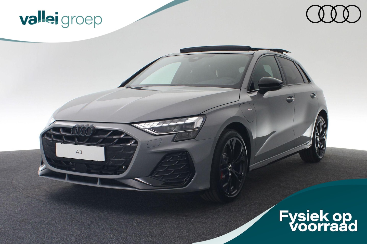Audi A3 Sportback - S edition Competition 45 TFSI e 180 kW / 245 pk | NARDO GRIJS | Panoramadak | Matrix LED | - AutoWereld.nl