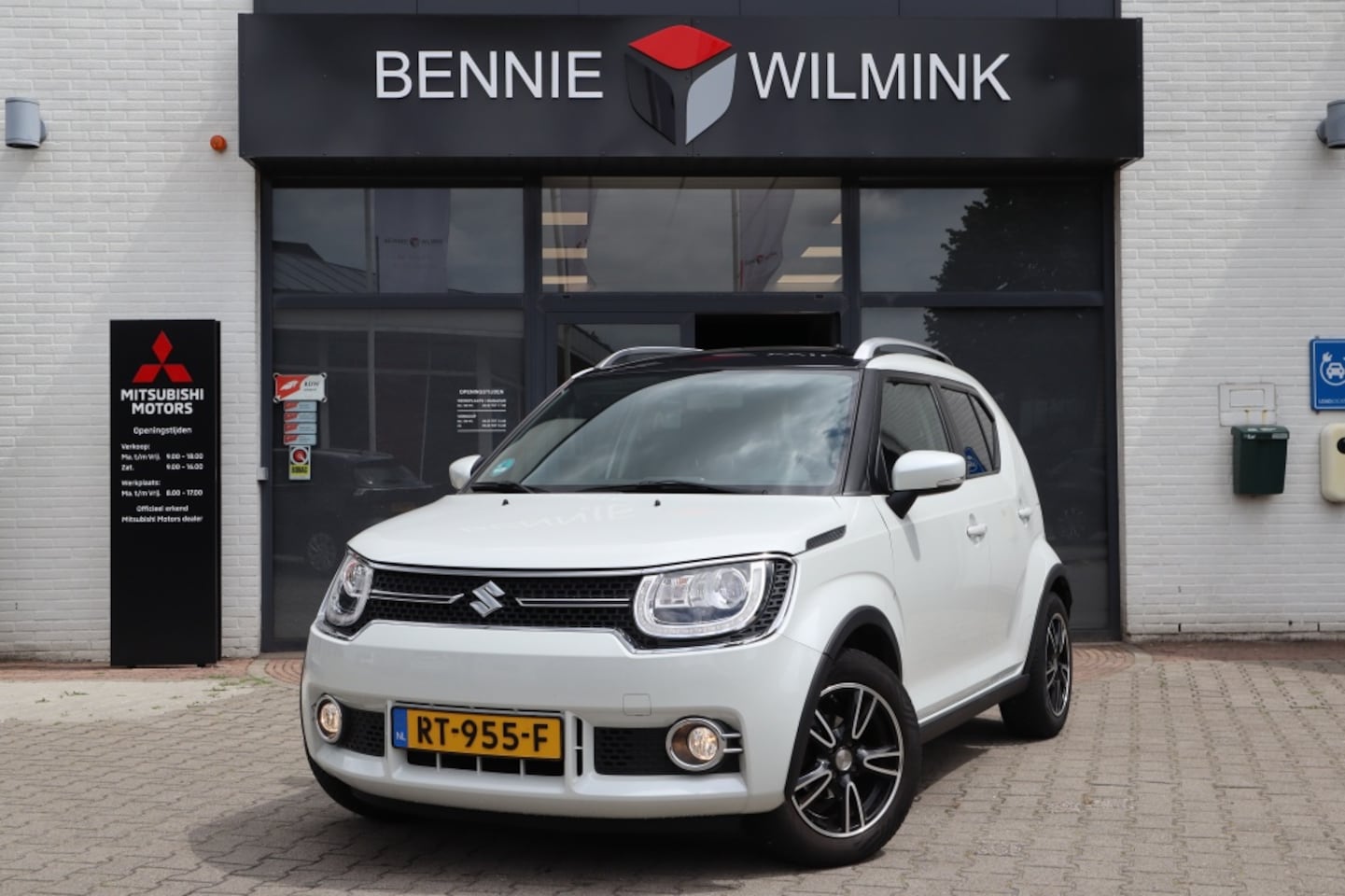 Suzuki Ignis - 1.2 Stijl Automaat Cruise/Navi/Keyless - AutoWereld.nl