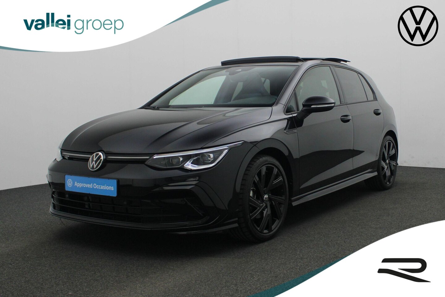Volkswagen Golf - 1.5 eTSI 150 pk DSG R-Line Business | Panoramadak | IQ Light | Achteruitrijcamera | Stuur- - AutoWereld.nl