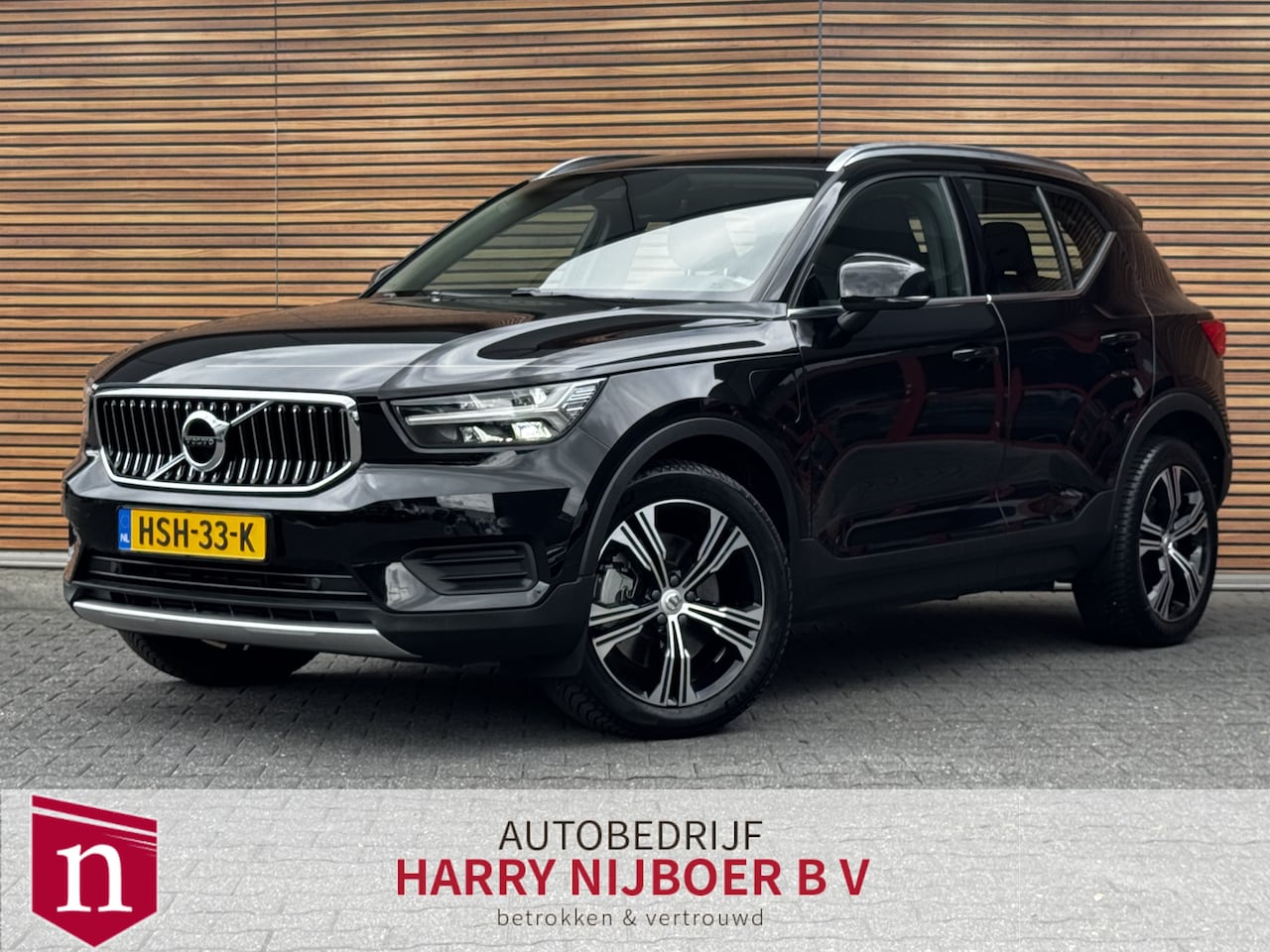 Volvo XC40 - 1.5 T4 Recharge Inscription Parkeerhulp v+a / Camera / Navigatie - AutoWereld.nl
