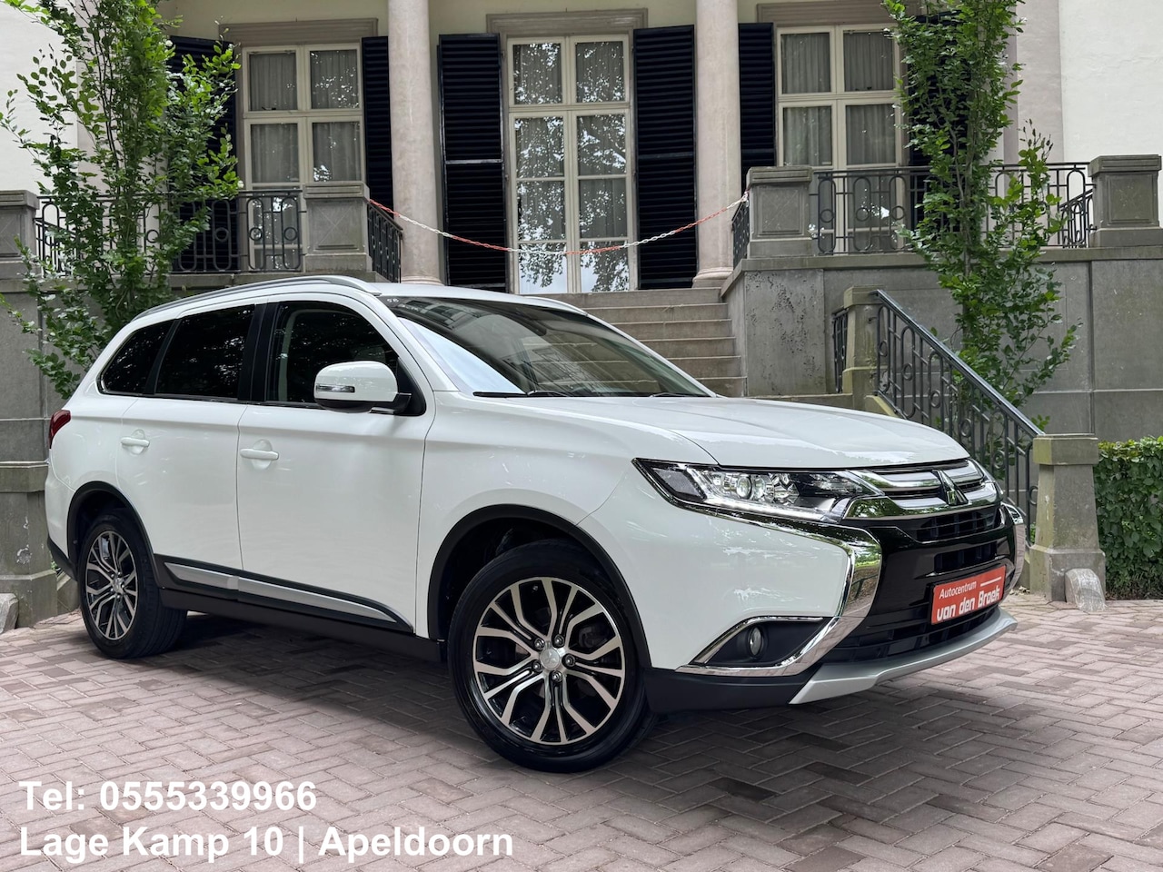Mitsubishi Outlander - 2.0 ClearTec Automaat Navi Camera Xenon CarPlay Climate Cruise Ctr Stoelverwarming Full Op - AutoWereld.nl