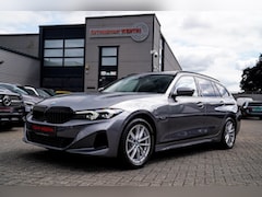 BMW 3-serie Touring - 320e | Panorama | Elektrische trekhaak | Luxe Leder/stof | Achteruitrijcamera | Shadowline