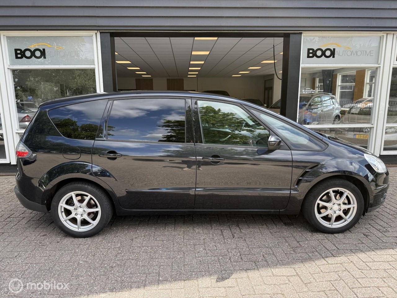 Ford S-Max - 2.0 Titanium Flexifuel 5 Personen Trekhaak - AutoWereld.nl