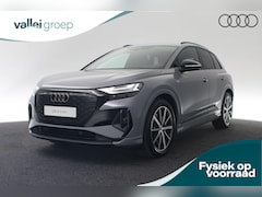 Audi Q4 e-tron - S edition e-tron 45 82 kWh 210 kW / 286 PK | Assistentiepakket plus | Optiekpakket zwart p