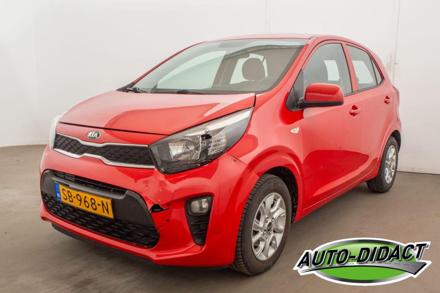 Kia Picanto - 1.0 CVVT 73.963km Airco Navi Camera ComfortPlusLine Navigator - AutoWereld.nl