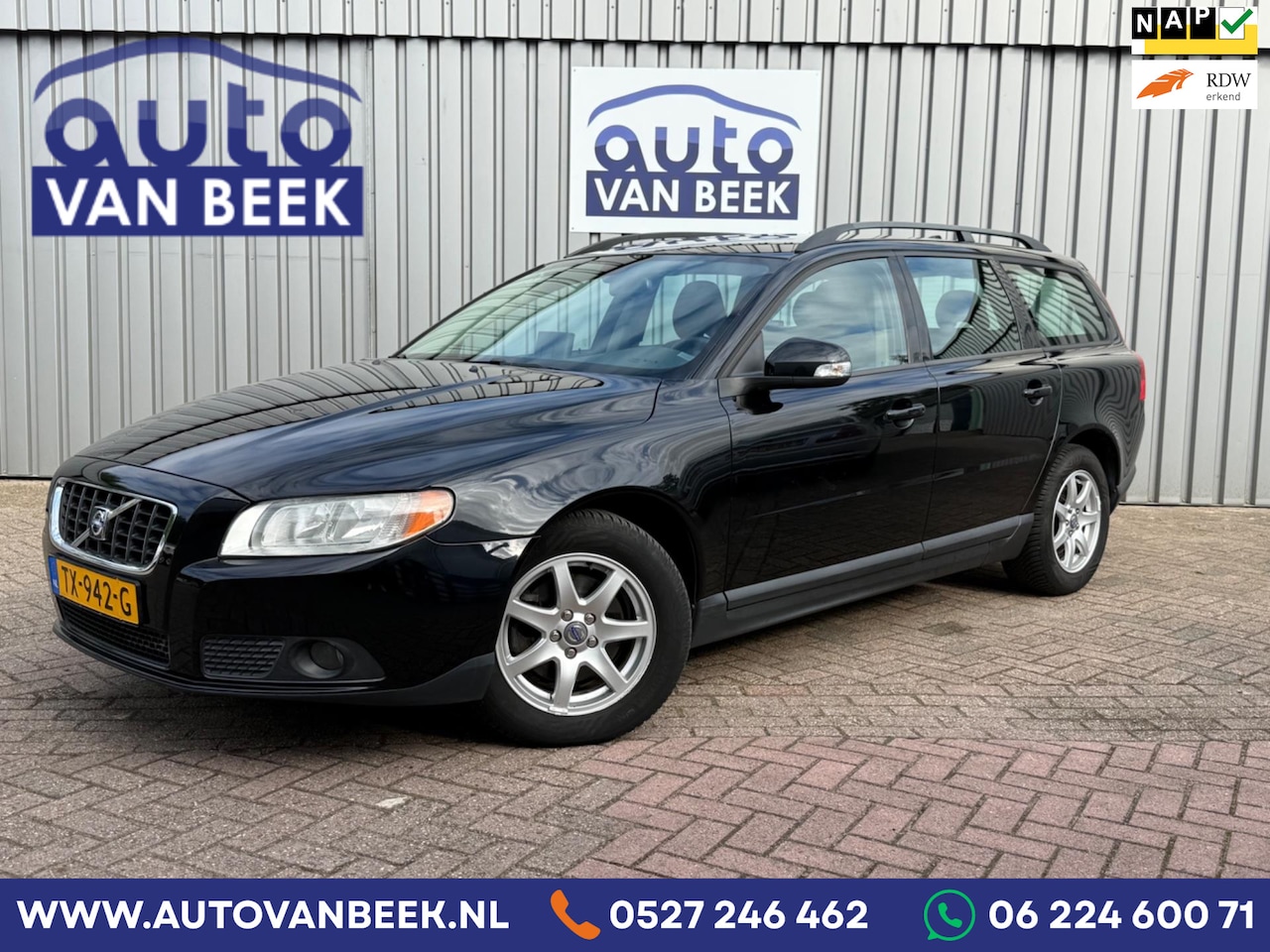 Volvo V70 - 2.0|Cruise|P-Sensoren|Trekhaak|APK nieuw - AutoWereld.nl