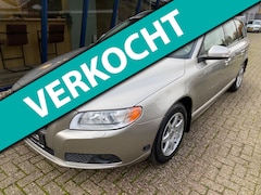 Volvo V70 - 2.5FT Momentum 200PK H.LEER / PDC / TREKHAAK