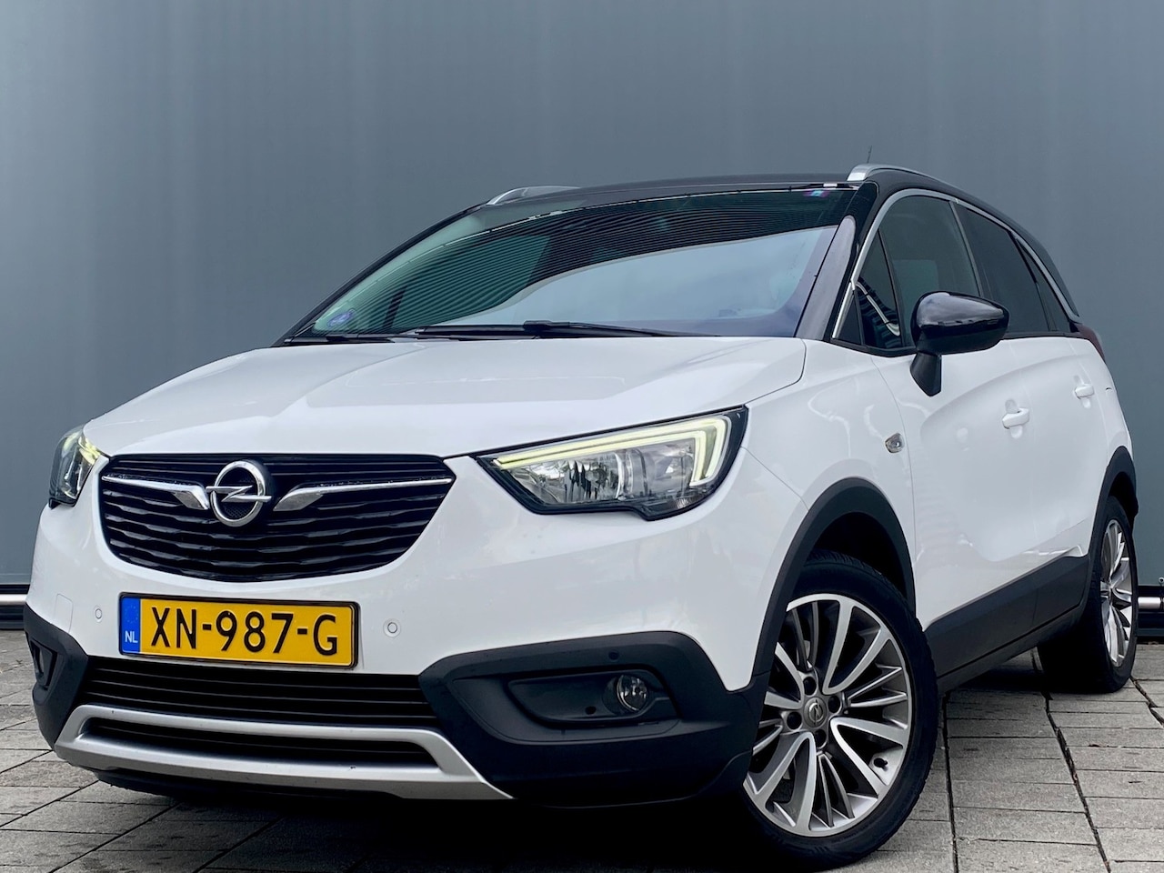 Opel Crossland X - BWJ 2019 | 1.2T 111PK Online Ed. | CLIMA | TREKHAAK | NAVI | CRUISE | PDC V+A | DONKER GLA - AutoWereld.nl
