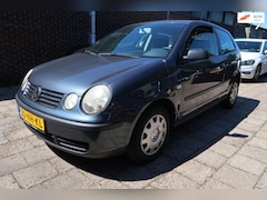 Volkswagen Polo - 1.4-16V AIRCO AUTOMAAT