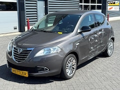 Lancia Y(psilon) - Ypsilon 0.9 TwinAir Gold, Airco