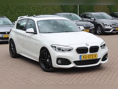 BMW 1-serie - 118i High Exe. M Sport / Schuifdak / Camera / Leder / 18'' / Navigatie / Sportstoelen / St