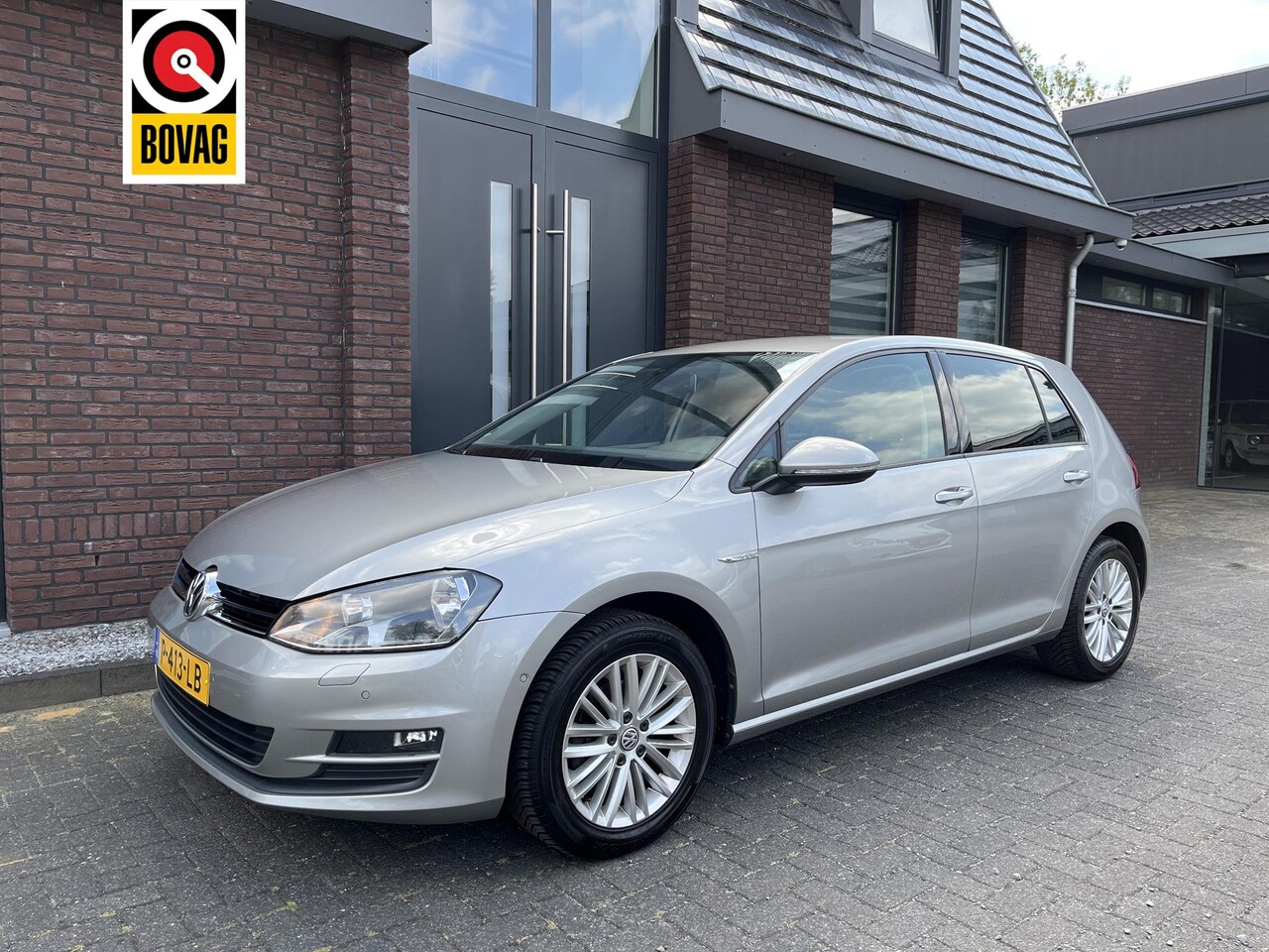Volkswagen Golf - 1.2 TSI CUP 5-drs Cruise contr./PDC/Climate contr. - AutoWereld.nl