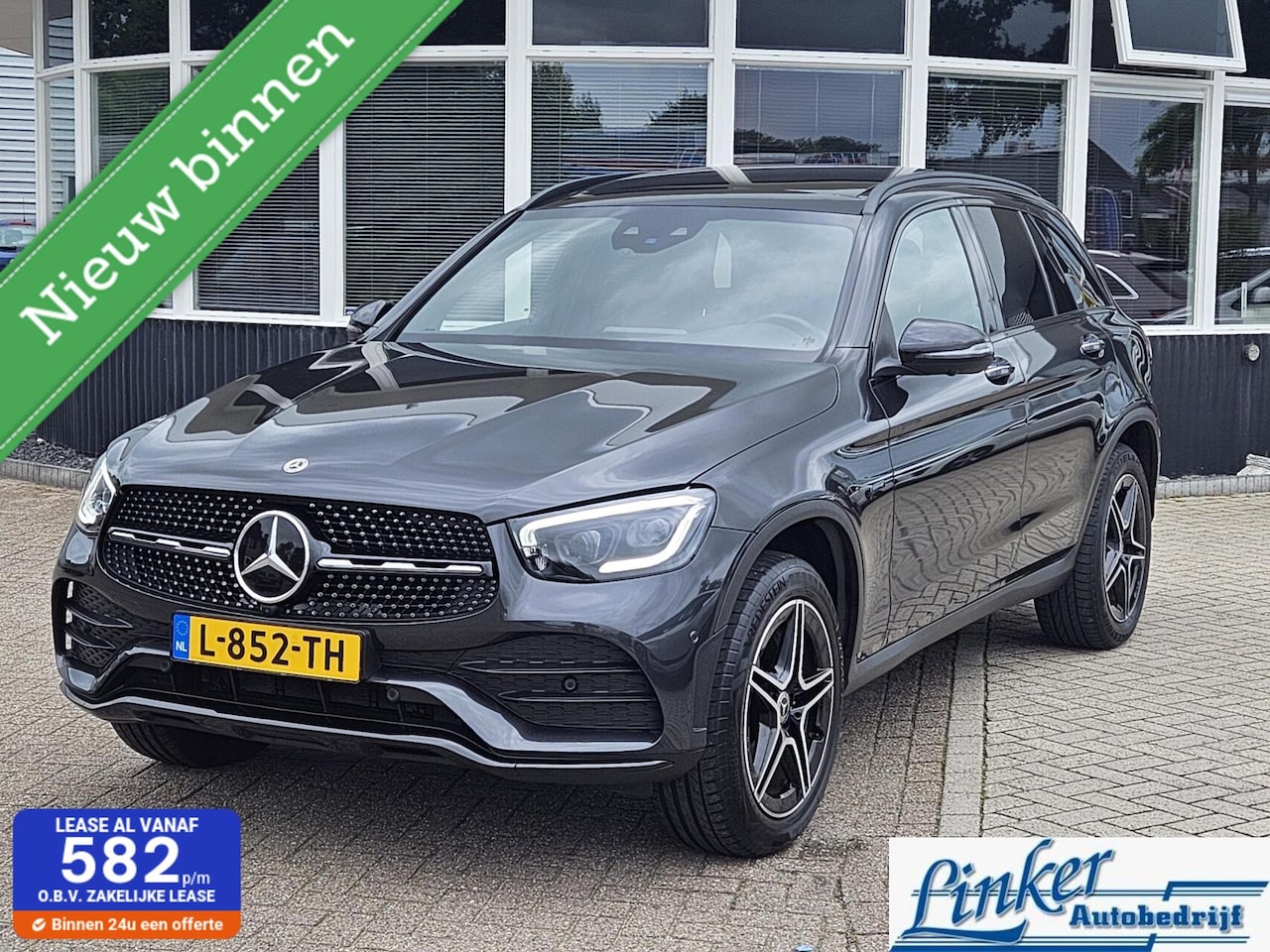 Mercedes-Benz GLC-klasse - 300e 4MATIC Business Solution AMG PANO NL-AUTO ELEKTR TREKH - AutoWereld.nl