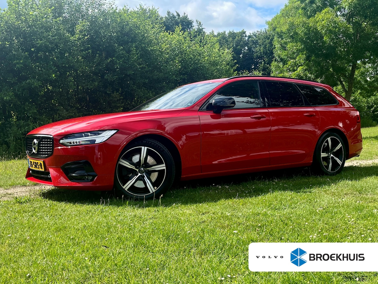 Volvo V90 - 2.0 T5 R-Design 2.0 T5 R-Design - AutoWereld.nl