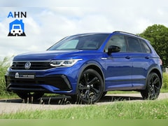 Volkswagen Tiguan - 1.5 TSI / 2x R-Line / Black Style / Virtual Cockpit / 150PK / Camera / LED / Trekhaak / 19