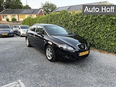 SEAT Leon - 1.6 Sportstyle | Airco | Cruise Control | LMV | Elekt. Ramen | Privacy Glass | APK tot 20