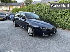 Alfa Romeo 159 Sportwagon - 2.0 JTD TI | Navi | Xenon | Leer | BOSE | Autom. Airco | Cruise Control | LMV | PDC | APK