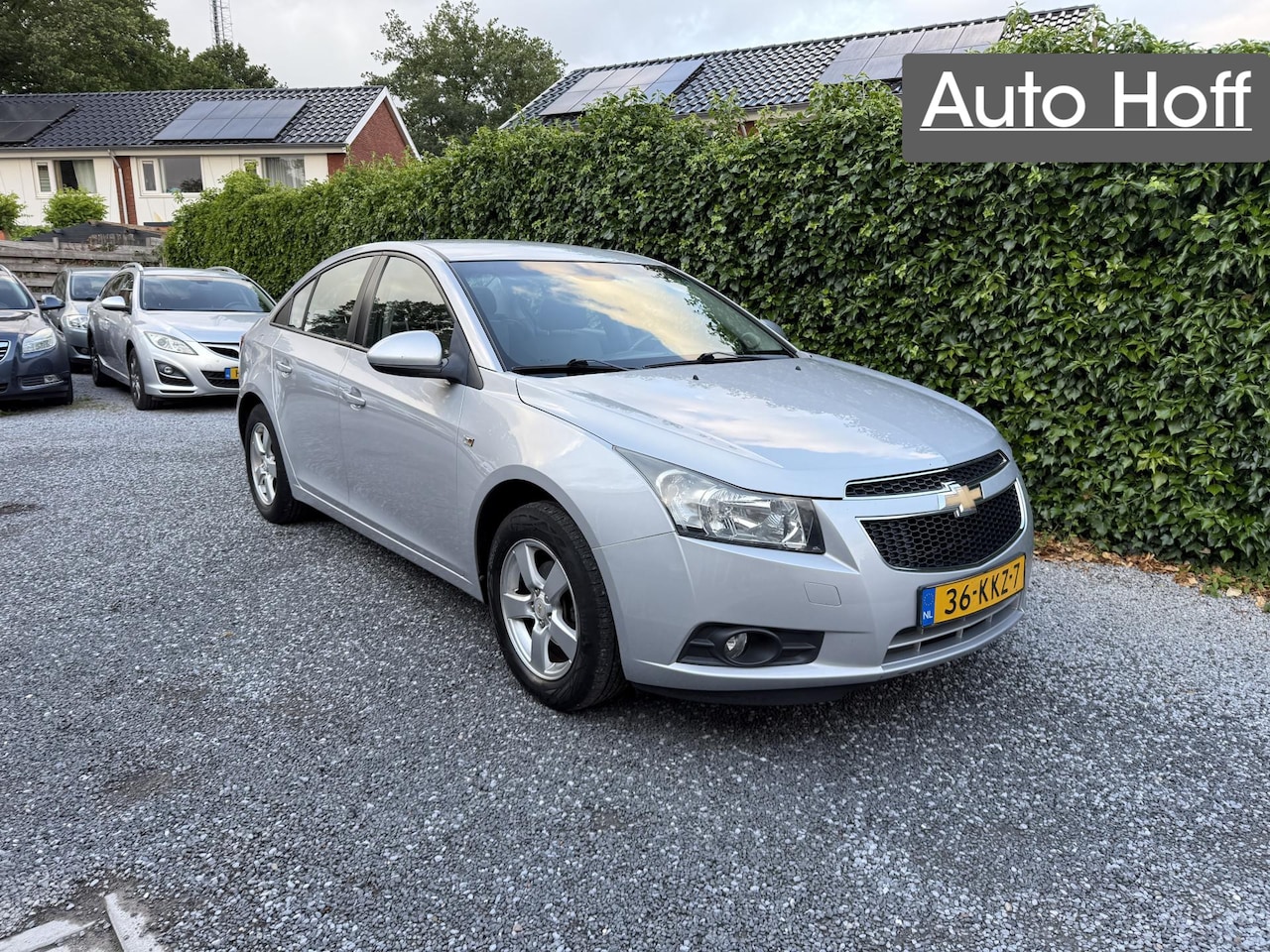 Chevrolet Cruze - 1.8 LS | Airco | Cruise Control | Elekt. Ramen | LMV | PDC | Trekhaak | APK tot 27-09-2025 - AutoWereld.nl