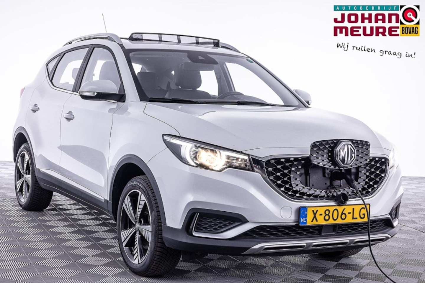 MG ZS - Luxury 45 kWh | PANORAMADAK | LEDER - AutoWereld.nl