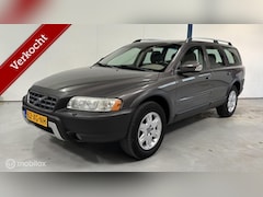 Volvo XC70 - 2.5 T Summum LEER / NL-AUTO